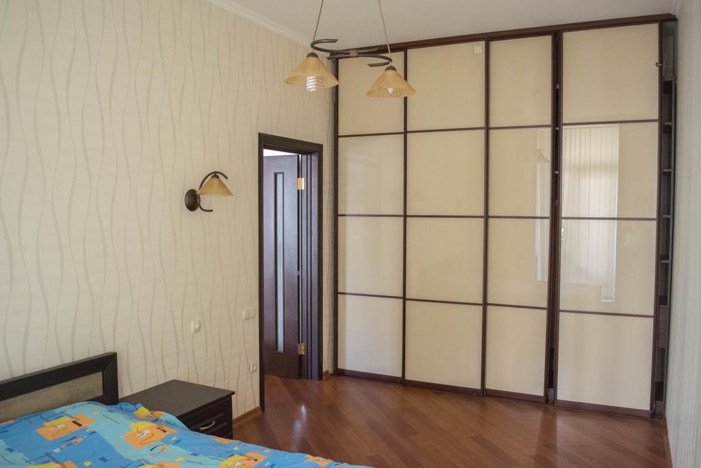 Светлая Квартира Daire Odessa Dış mekan fotoğraf