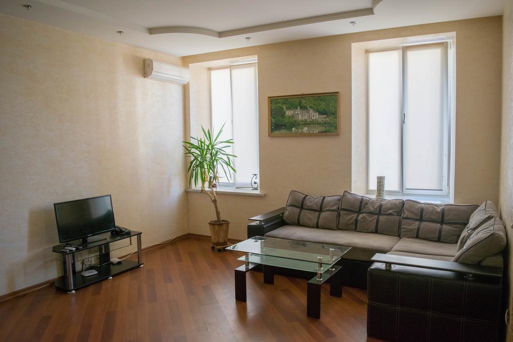 Светлая Квартира Daire Odessa Dış mekan fotoğraf